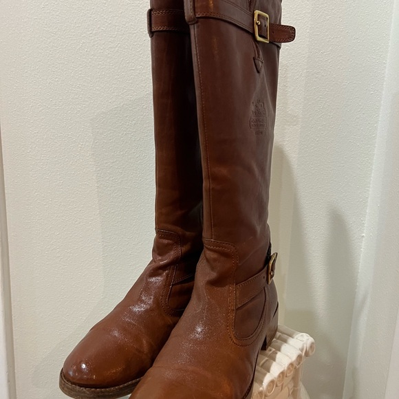 Authentic Coach tall leather boots. Gently worn like new condition. - Picture 3 of 4